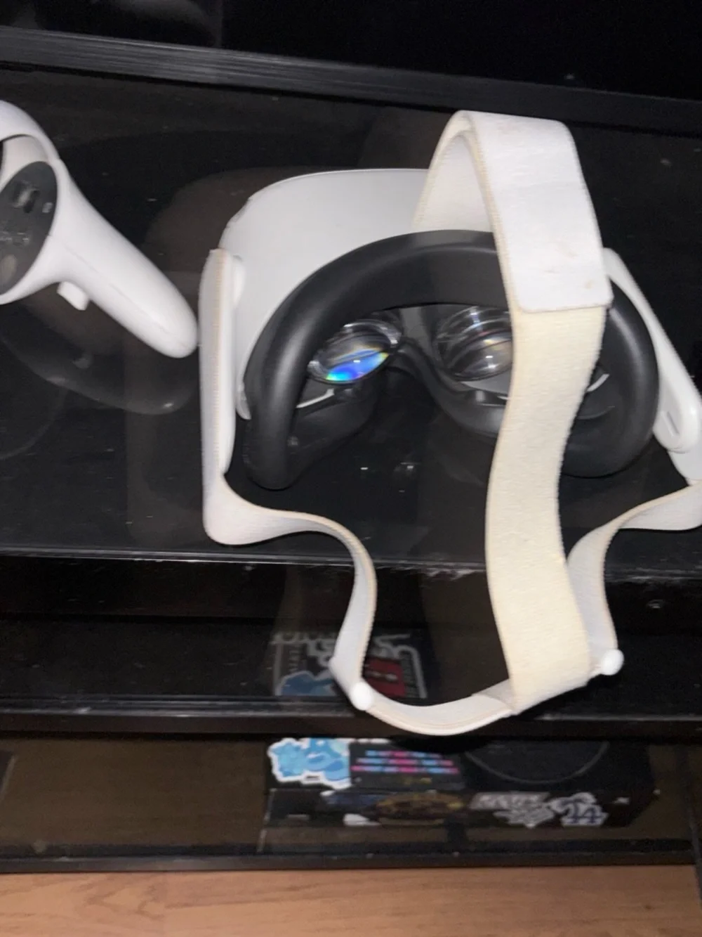 OshKosh B'gosh White Wireless VR Headset with Two White Controllers
